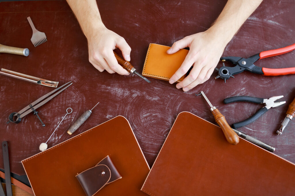 making wallets briefcases
